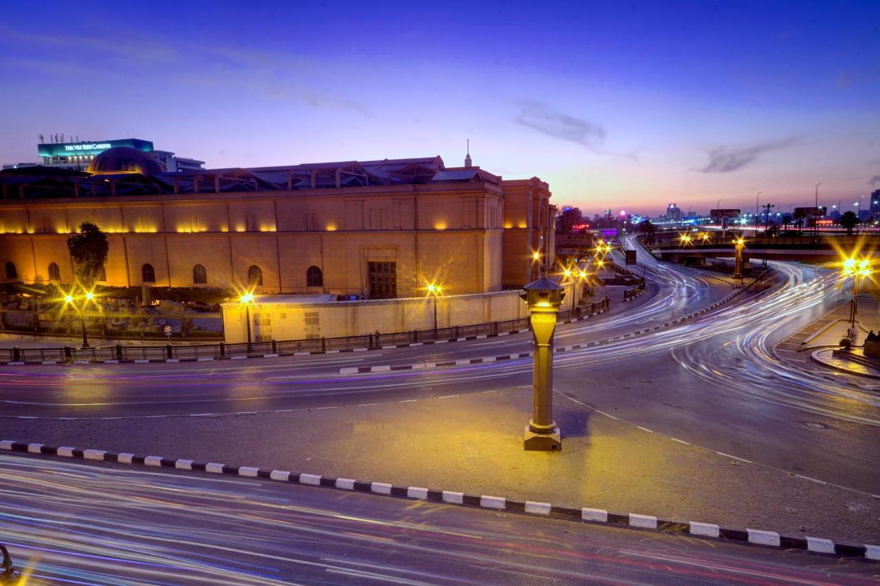 Tahrir Plaza - Museum View Cairo